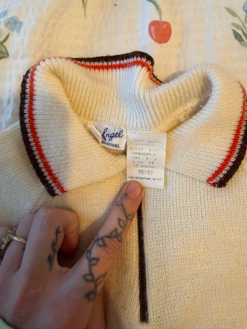 Vintage Cardigan wDuck Embroidery outfit